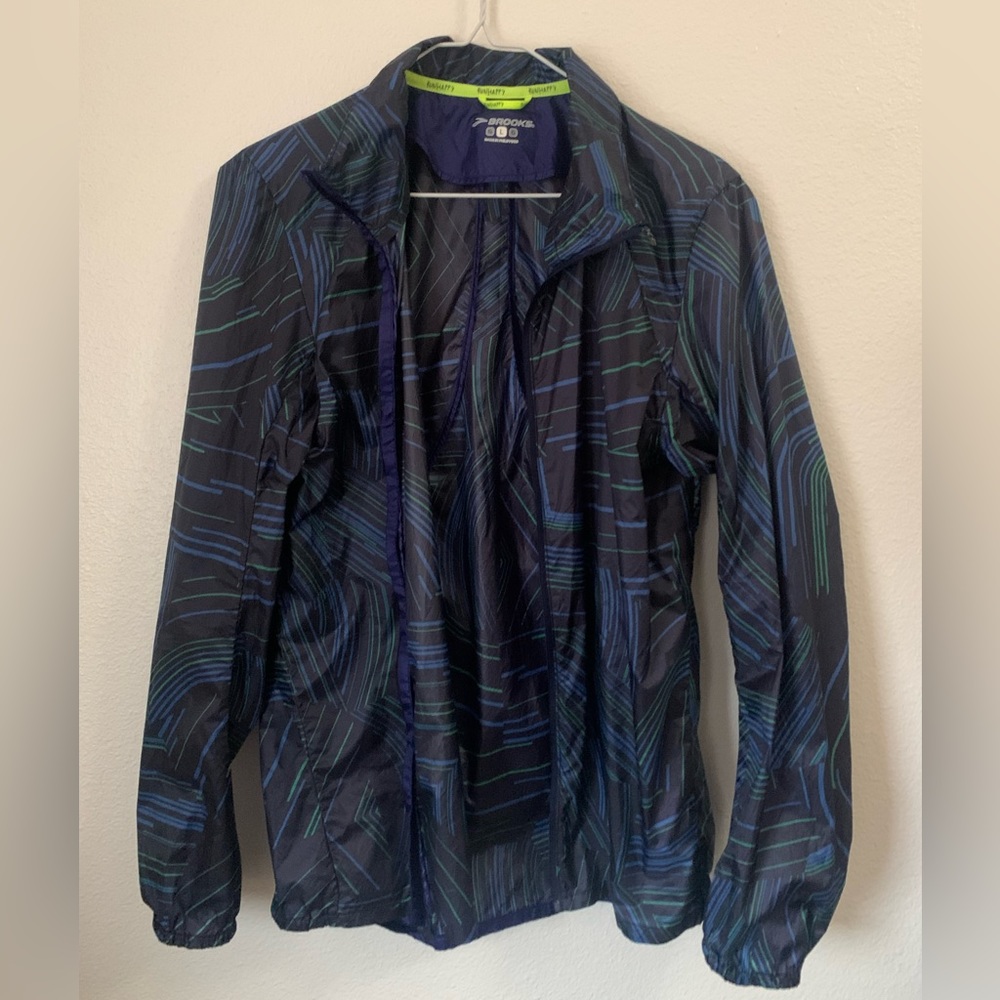 Brooks lightweight running jacket women’s large